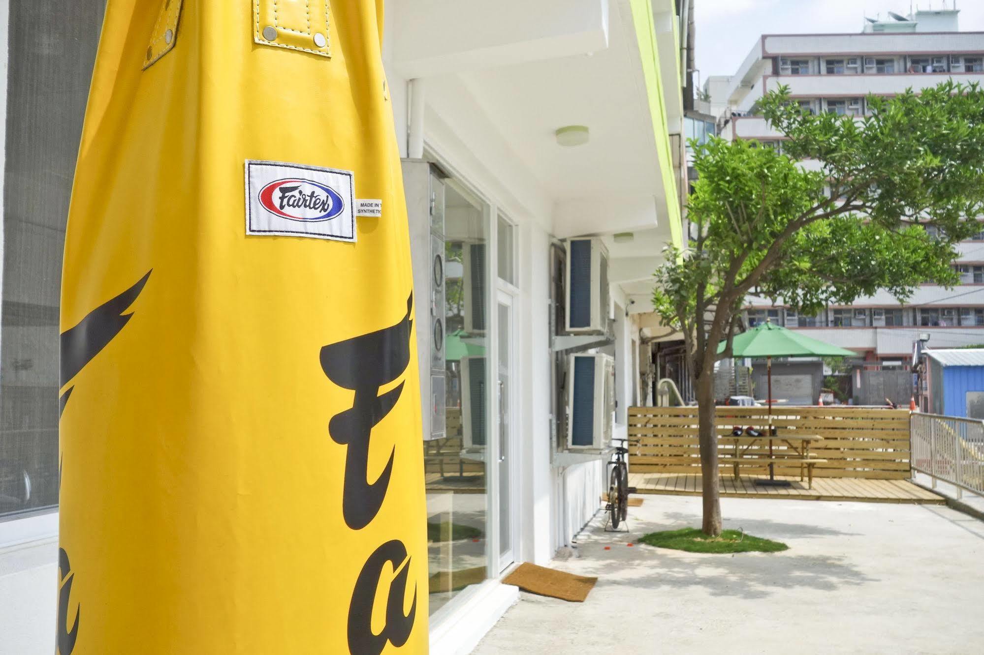 T-Life Hostel Taichung Exterior foto